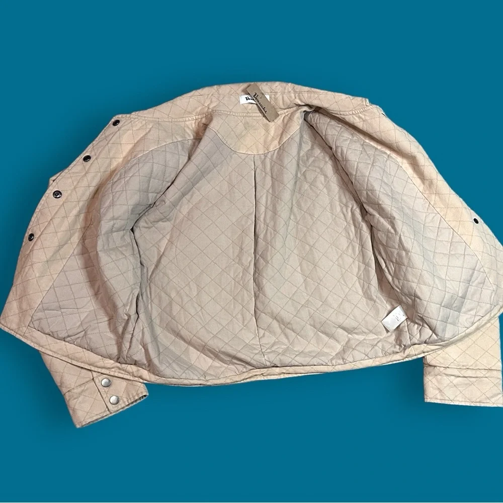 🎉HP🎉 NWT Vernacular Puff Sleeved Cropped Quilted Jacket in Cream. Size Large - Picture 5 of 16